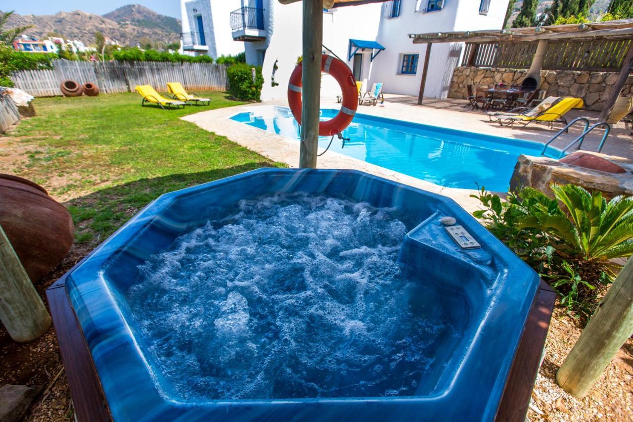 Villa Clarissa & Carmel View Paphos Ngoại thất bức ảnh